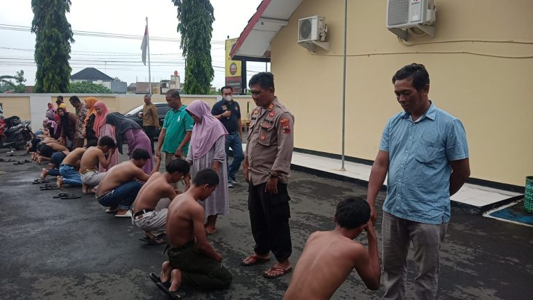 Mabuk-mabukan dan Bikin Onar, 18 Remaja Diamankan dan Dibina Polsek Sukolilo
