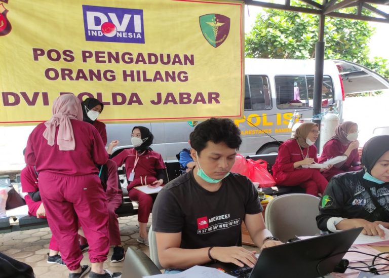 Tim DVI Polri Dibantu Satgas Dukcapil Data Korban Gempa Cianjur Lebih Akurat