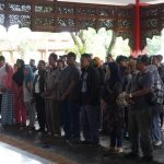 Pj Bupati, Temani Ratusan Warga Kembali ke Karimunjawa