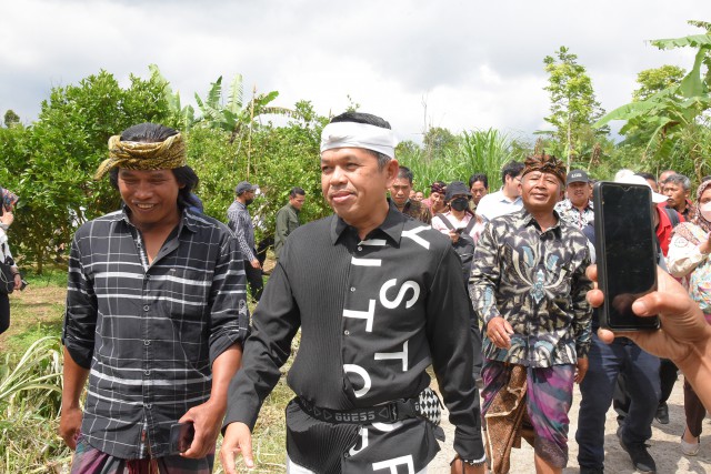 Kang Dedi Menyayangkan Dana CSR BUMN Pupuk Kurang Tepat Sasaran