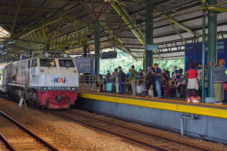 Puncak Libur Natal, KAI Layani 154 Ribu Pelanggan KA Jarak Jauh