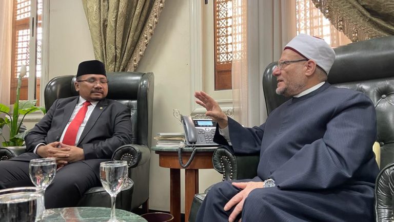 Menag Yaqut dan Grand Syeikh Al Azhar Bahas Penambahan Kuota Beasiswa Mahasiswa Indonesia