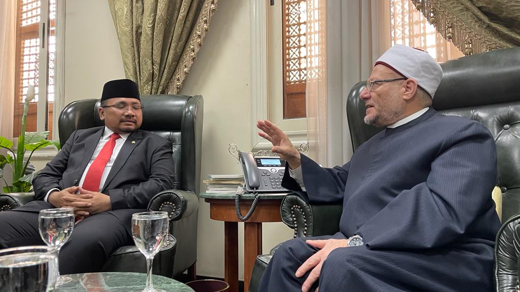 Menag Yaqut dan Grand Syeikh Al Azhar Bahas Penambahan Kuota Beasiswa Mahasiswa Indonesia