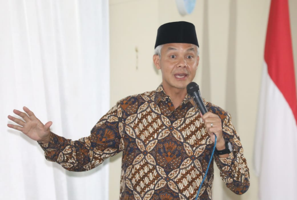 Jelang Tahun Baru, Ganjar Minta Masyarakat Pantau Informasi BMKG