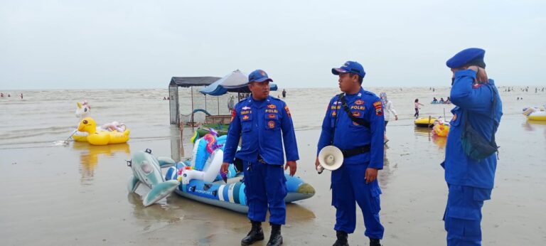 Libur Nataru, Sat Polairud Polres Rembang Intensifkan Patroli Objek Wisata Pantai