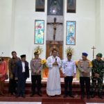 Malam Natal, Kapolres Bersama Forkopimda Kunjungi Gereja di Jepara