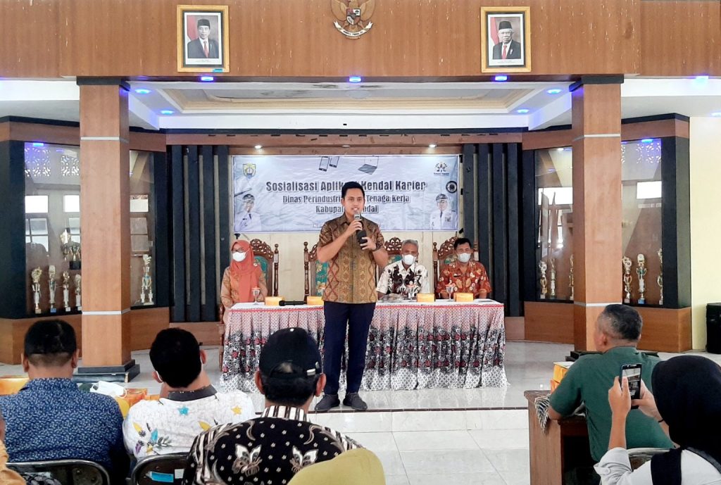 Tekan Pengangguran, Masyarakat Didorong Manfaatkan “Kendal Karier”