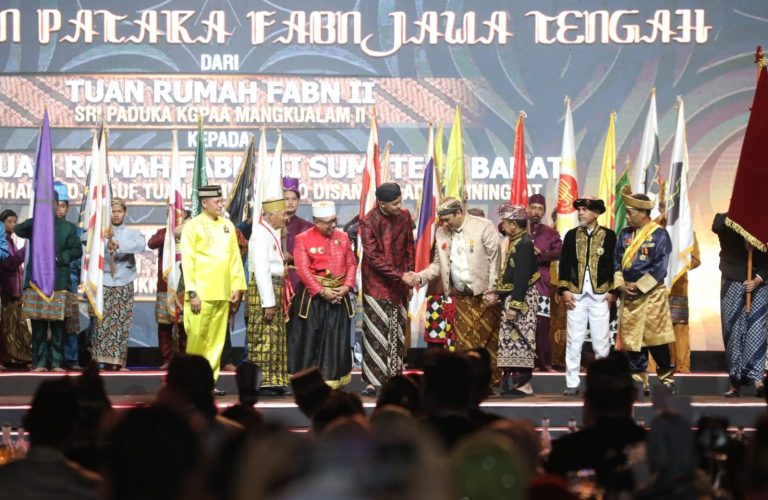 264 Kerajaan dan Lembaga Adat, Hadiri Festival Adat Budaya Nusantara II di Borobudur