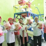 Resmikan LPM, Bupati Klaten Ajak Petani Tanam Padi Srinar Srinuk