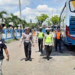 Petugas Gabungan Gelar Ramcek Angkutan Umum di Terminal Cepu