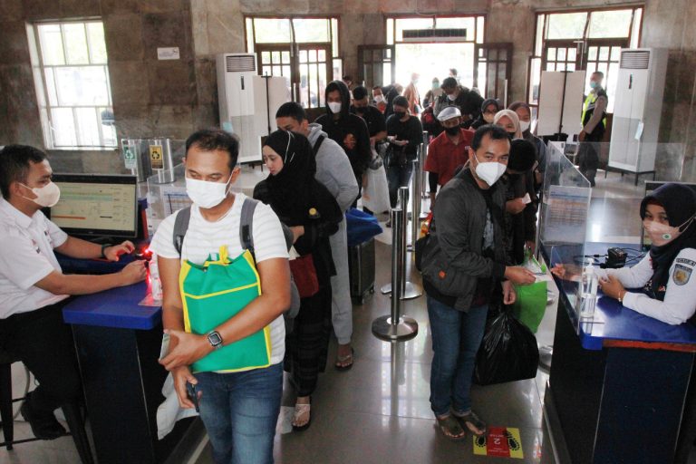 KAI Gelar Pasukan Angkutan Natal dan Tahun Baru 2022/2023