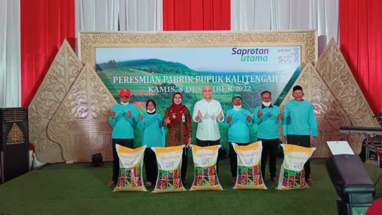 Bupati Demak Resmikan Pabrik Pupuk, Serap 1.200 Tenaga Kerja Lokal