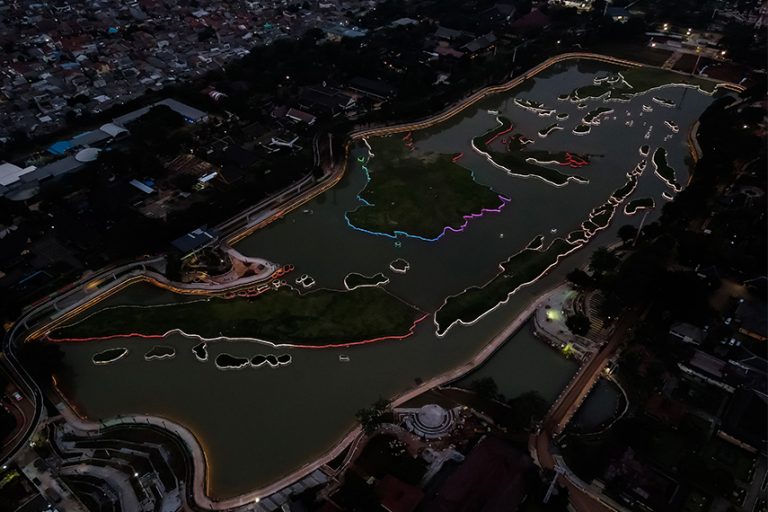 Danau Archipelago TMII Karya Abipraya Diganjar Penghargaan MURI