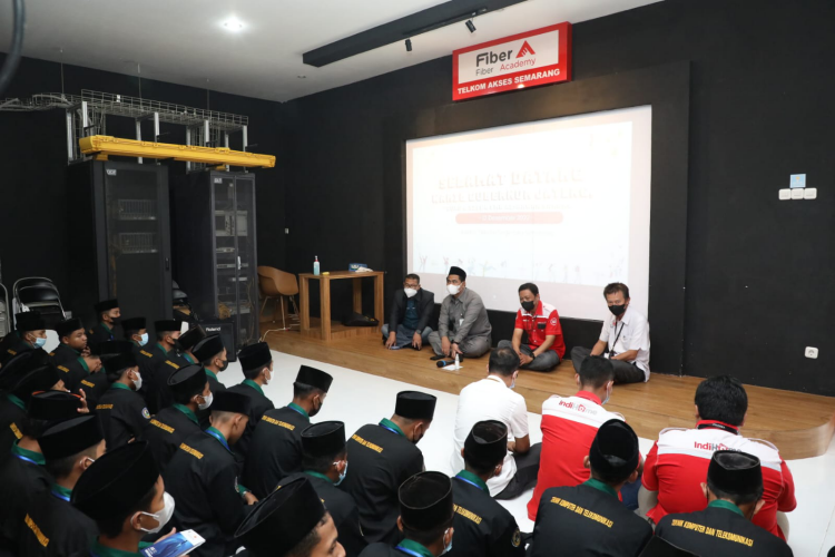 Wagub Taj Yasin: Kerja Sama SMK-Industri Dorong Wujudkan SDM Unggul