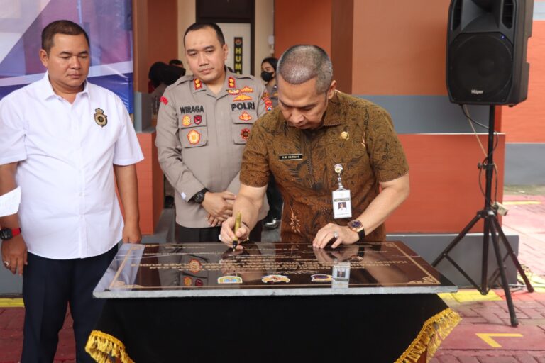 Bupati Resmikan Gedung Provos dan Lapangan Baru Polres Kudus
