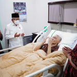 Wapres Besuk Jenderal TNI (Purn) Try Sutrisno di RSPAD Gatot Soebroto