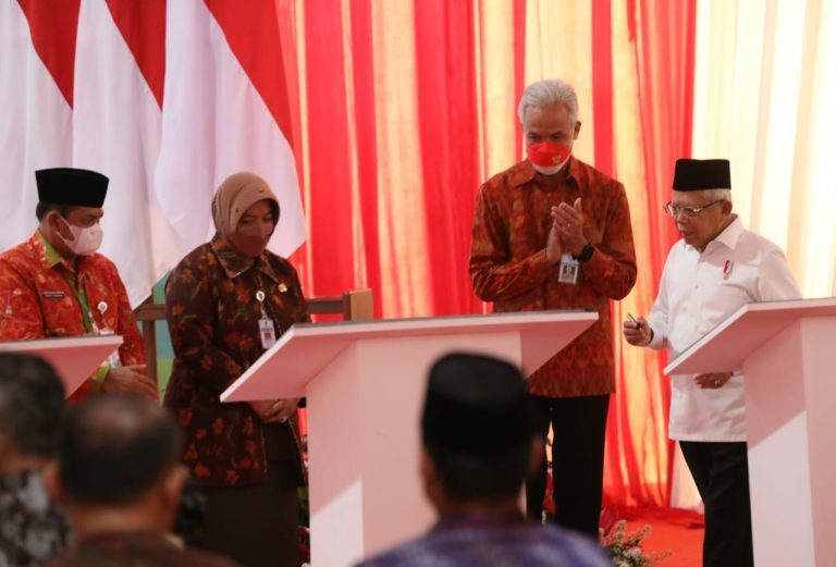 Dampingi Wapres Resmikan PLUT, Ganjar Sudah Replikasikan untuk UMKM Jateng
