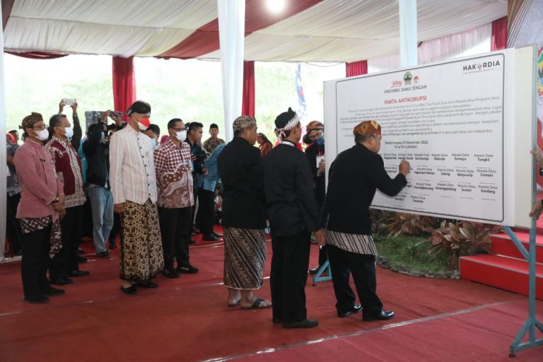 Bentuk 29 Desa Antikorupsi, Ganjar Dapat Apresiasi KPK