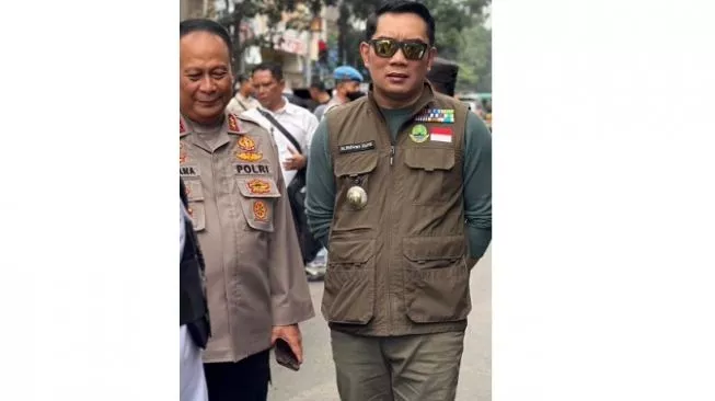 Ridwan Kamil Sempatkan Diri Tinjau Langsung Polsek Astana Anyar