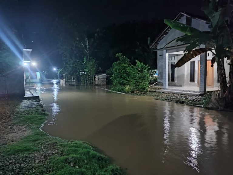 Banjir di Kecamatan Kayen Pati, Timbulkan Kerugian Puluhan Juta Rupiah