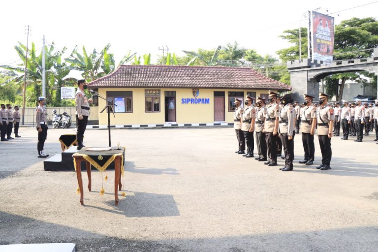 Sejumlah Anggota Dimutasi, Kapolres Rembang: Segera Beradaptasi dan Tancap Gas