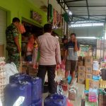 Polsek Sumber Patroli, Cek Harga dan Ketersediaan Sembako di Pasar Nenang