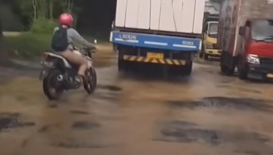 Sungai Kaliombo Meluap, Jalur Pantura Tergenang Banjir
