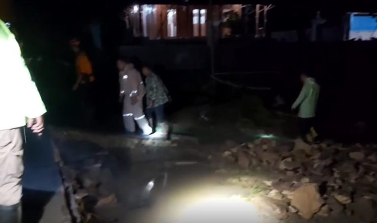 Banjir Bandang Terjang Tiga Desa di Kecamatan Geyer