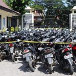 Gerebek Judi Sabung Ayam, Polres Demak Amankan Ratusan Motor para Penonton dan Pelaku