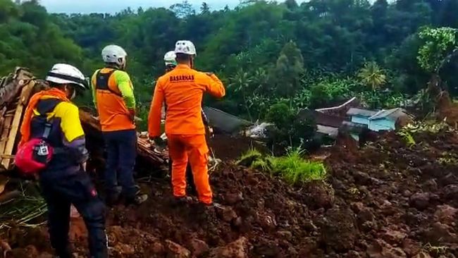 Tim SAR Belum Temukan 8 Korban Hilang Akibat Gempa Cianjur