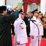 KPK Geledah Kantor Gubernur Jatim, Khofifah Dukung Proses Pembuktian Perkara