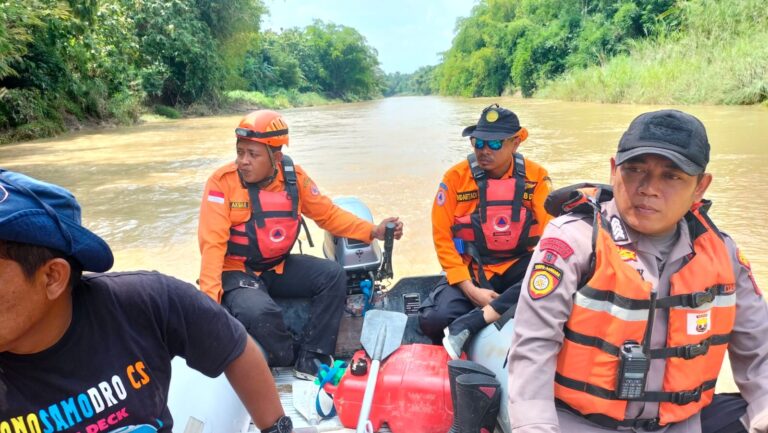 Diduga Terseret Arus Sungai Tuntang, Tiga Hari Dicari Belum Ditemukan