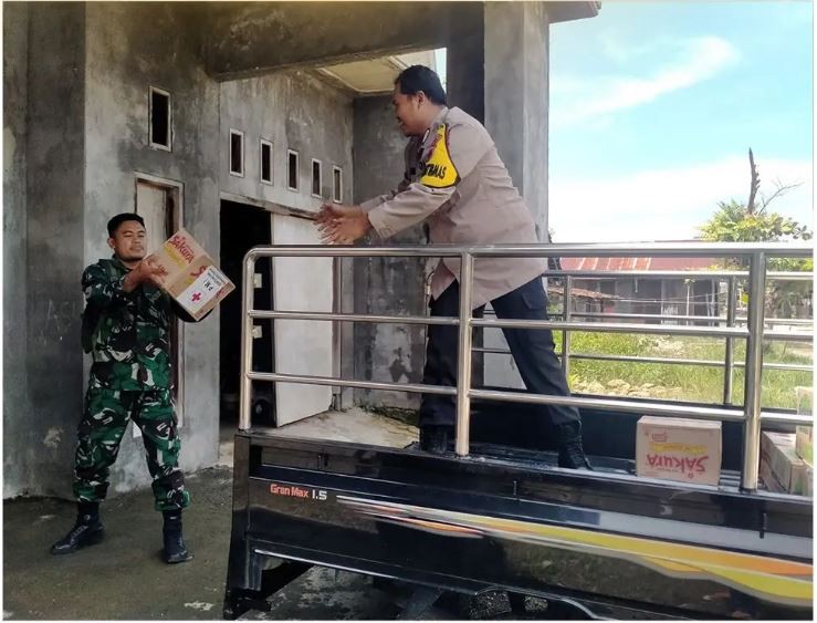 Pemkab Salurkan Bantuan Kepada Korban Banjir Desa Wonoagung