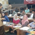 Agar Lebih Punya Nilai Jual, Perajin Batik tulis Lasem Belajar Buat Desain
