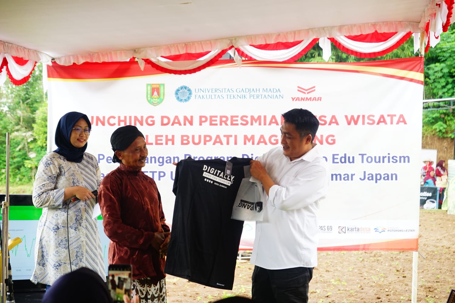 Bupati Launching Desa Wisata dan Canangkan Digitaly Agro Edu Tourism di Sambak Kajoran