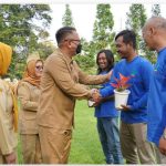Apel Penyerahan Sertifikat Aset Tanah, Bibit Aglaonema dan Apresiasi Pelapor Tercepat LHKPN