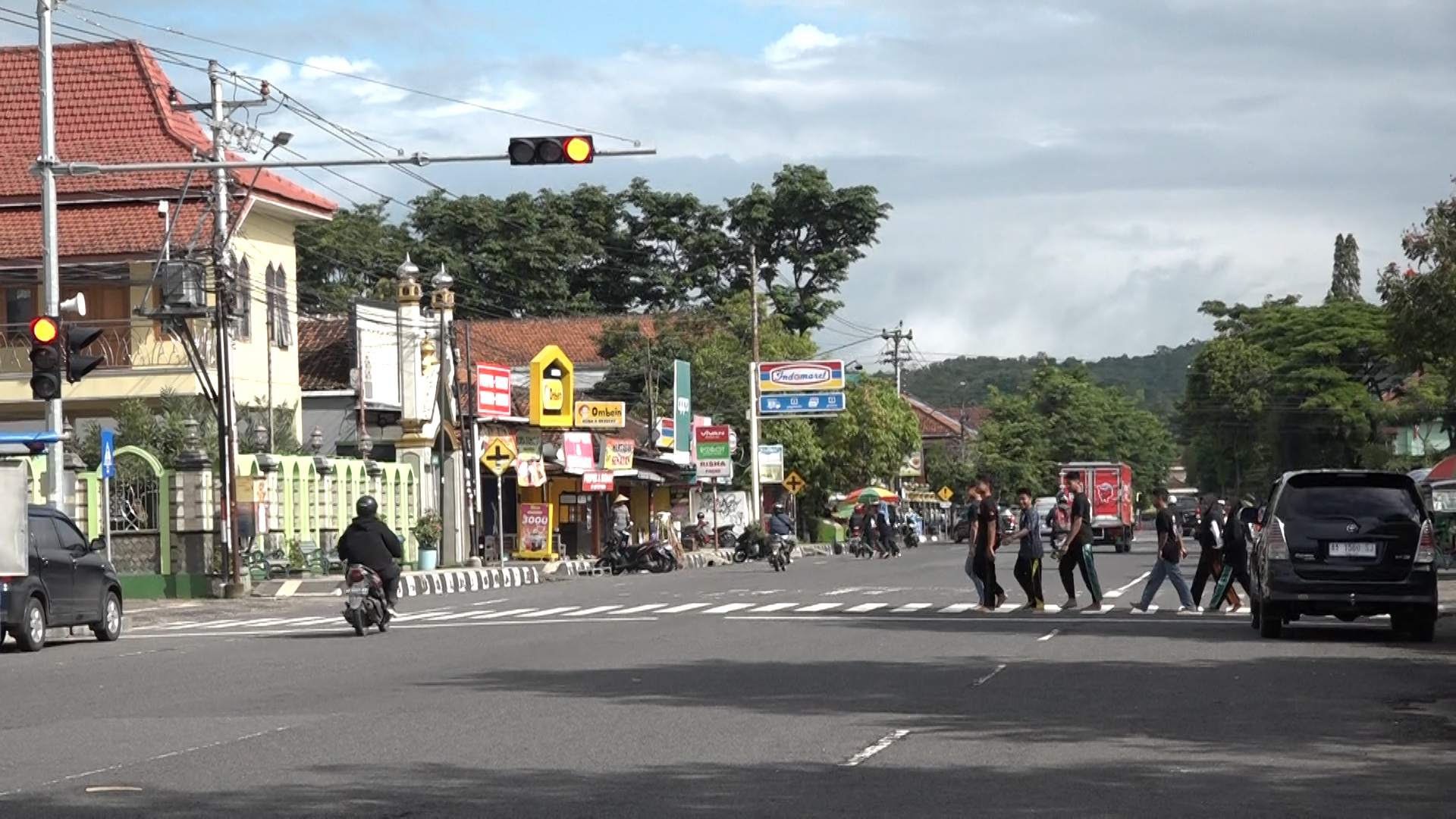 Pasang Dua Pelican Crossing, Mudahkan Pejalan Kaki Menyeberang