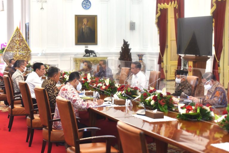 Bahlil: Pembangunan Ekosistem Kendaraan Listrik Tingkatkan Lapangan Kerja