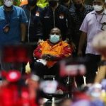 KPK Sita Sejumlah Mobil Mewah Milik Lukas Enembe