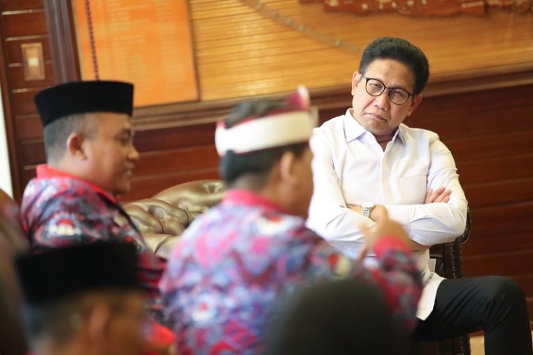 Persatuan Perangkat Desa Keluhkan Kesejahteraan ke Gus Halim