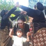 Badut Ndower Hadir, Hibur Anak-anak Korban Banjir