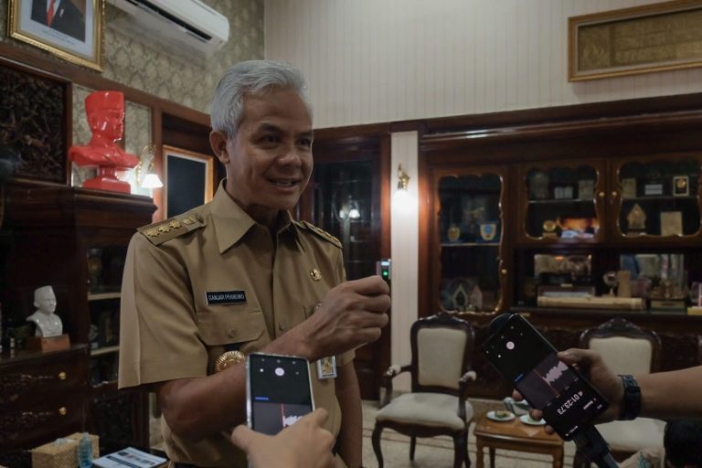 PPKM Berakhir, Ganjar Minta Tidak Diartikan Bebas Seperti Sebelum Pandemi