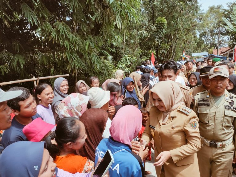 Kontraktor Diminta Membenahi Jalan yang Tidak Sesuai Spesifikasi