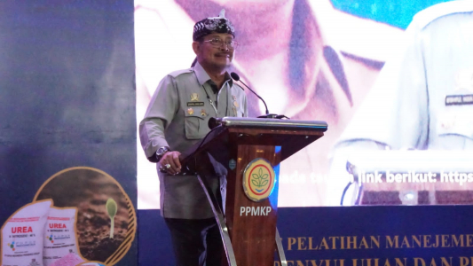 Mentan Perintahkan Jajarannya Kawal Pengelolaan Pupuk Bersubsidi