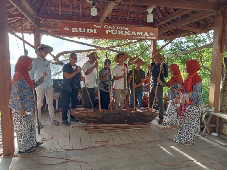 Kembangkan Bumdes, Warga Wadas Studi Banding ke Bantul