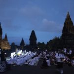 Umat Hindu Gelar Persembahyangan Siwaratri di Candi Prambanan