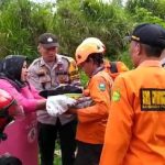 Polsek Karangreja Bantu Evakuasi Perempuan Melahirkan di Pos 3 Pendakian Gunung Slamet