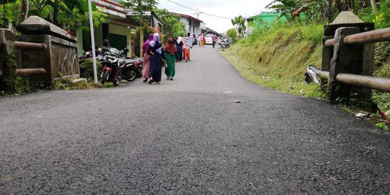 Kembali Mulus, Dua Ruas Jalan di Paningaran Selesai Direhabilitasi