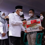 Kunjungi Ponpes Al-Bahjah Cianjur, Wapres Serahkan Bantuan