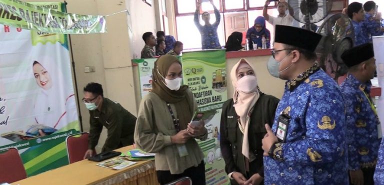Buka Pameran Pendidikan, Wabup Hanies: Meminimalkan Salah Jurusan